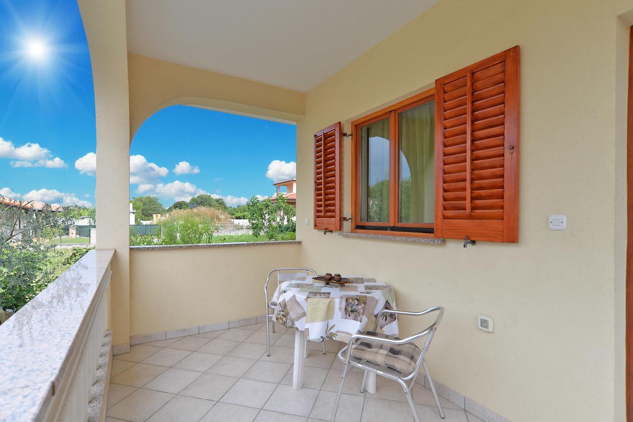 Apartments Denis 344 Fažana Kültér fotó