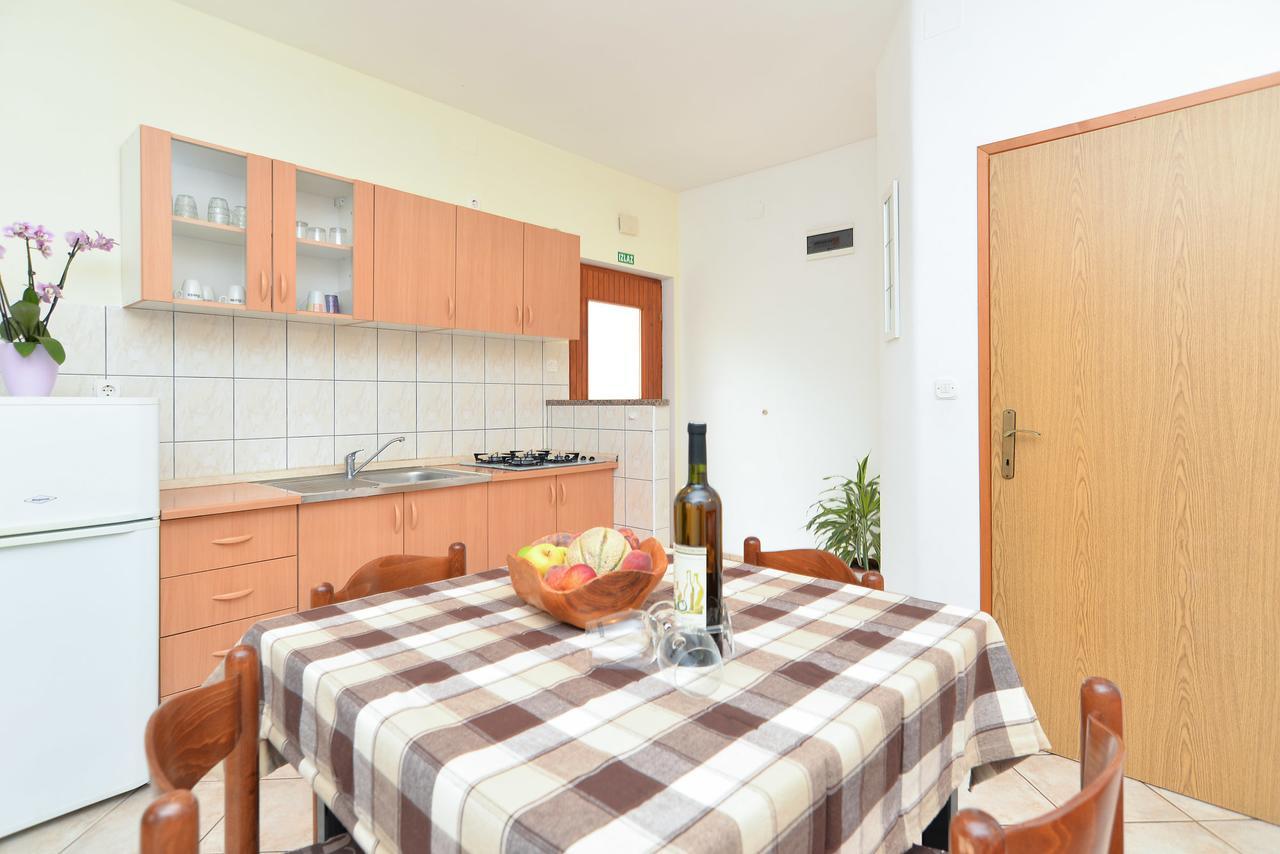 Apartments Denis 344 Fažana Kültér fotó